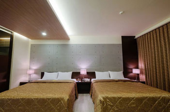 台南汽車旅館-富士都511雙床套房